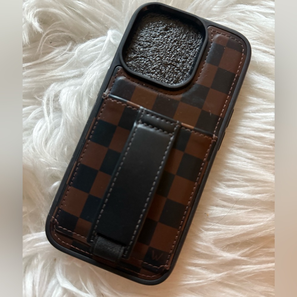 Walli Case for iPhone 16 pro